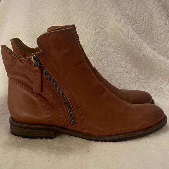 Chocolat Blu Brown Ankle Boots - Picture 1 of 5